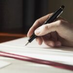 Як перевірити апендицит вдома: симптоми запалення у жінок, чоловіків, дітей