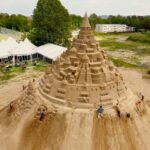 Чому немовля гикає і що робити, щоб зупинити гикавку