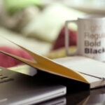 Як пишеться “наді мною”: разом чи окремо