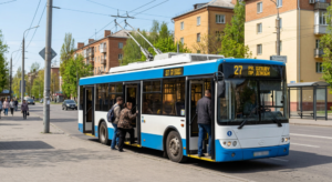 Тролейбус №27 в м.Харків